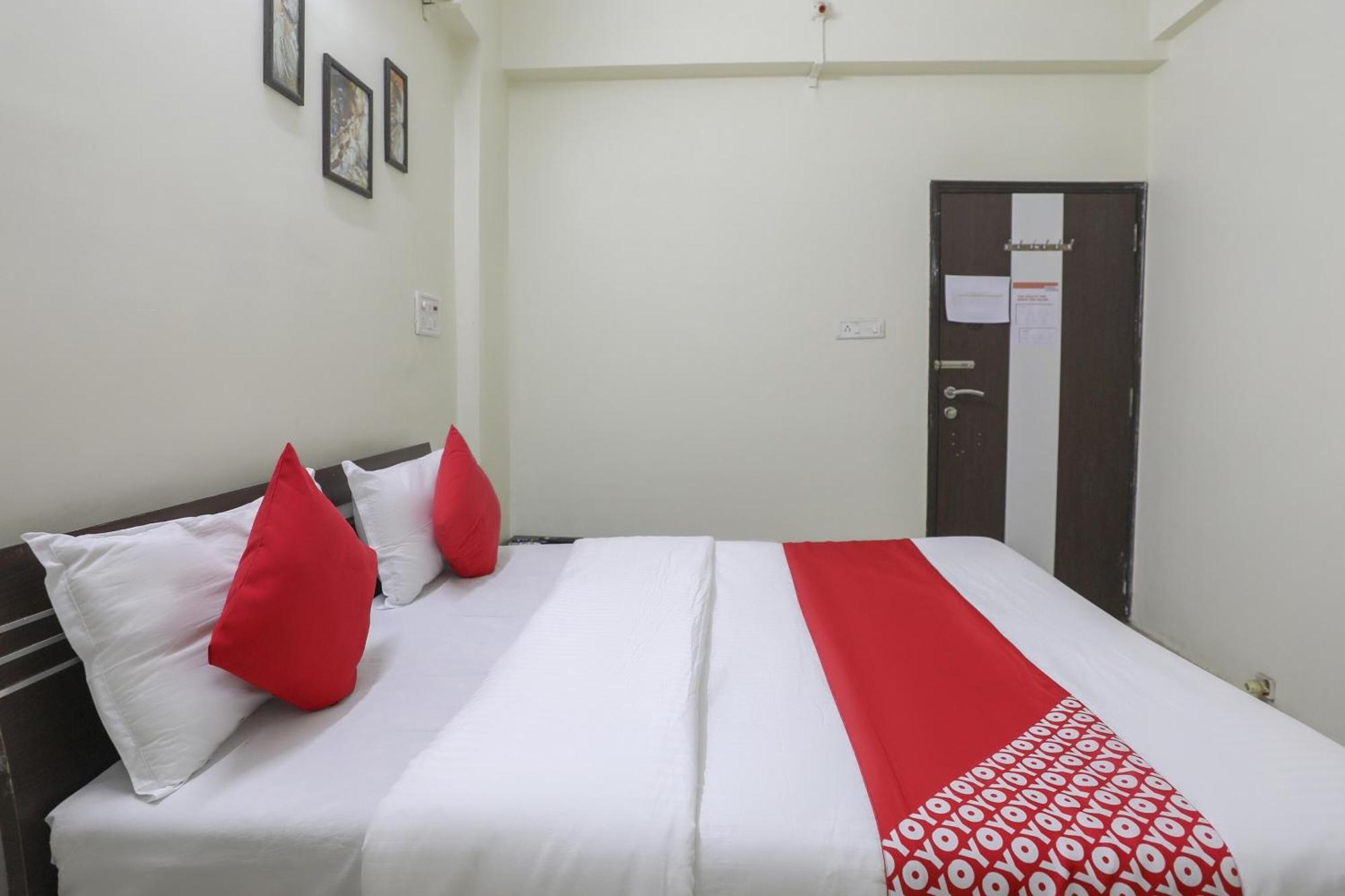 Collection O Shyam Vatika Banquet And Rooms سورات المظهر الخارجي الصورة
